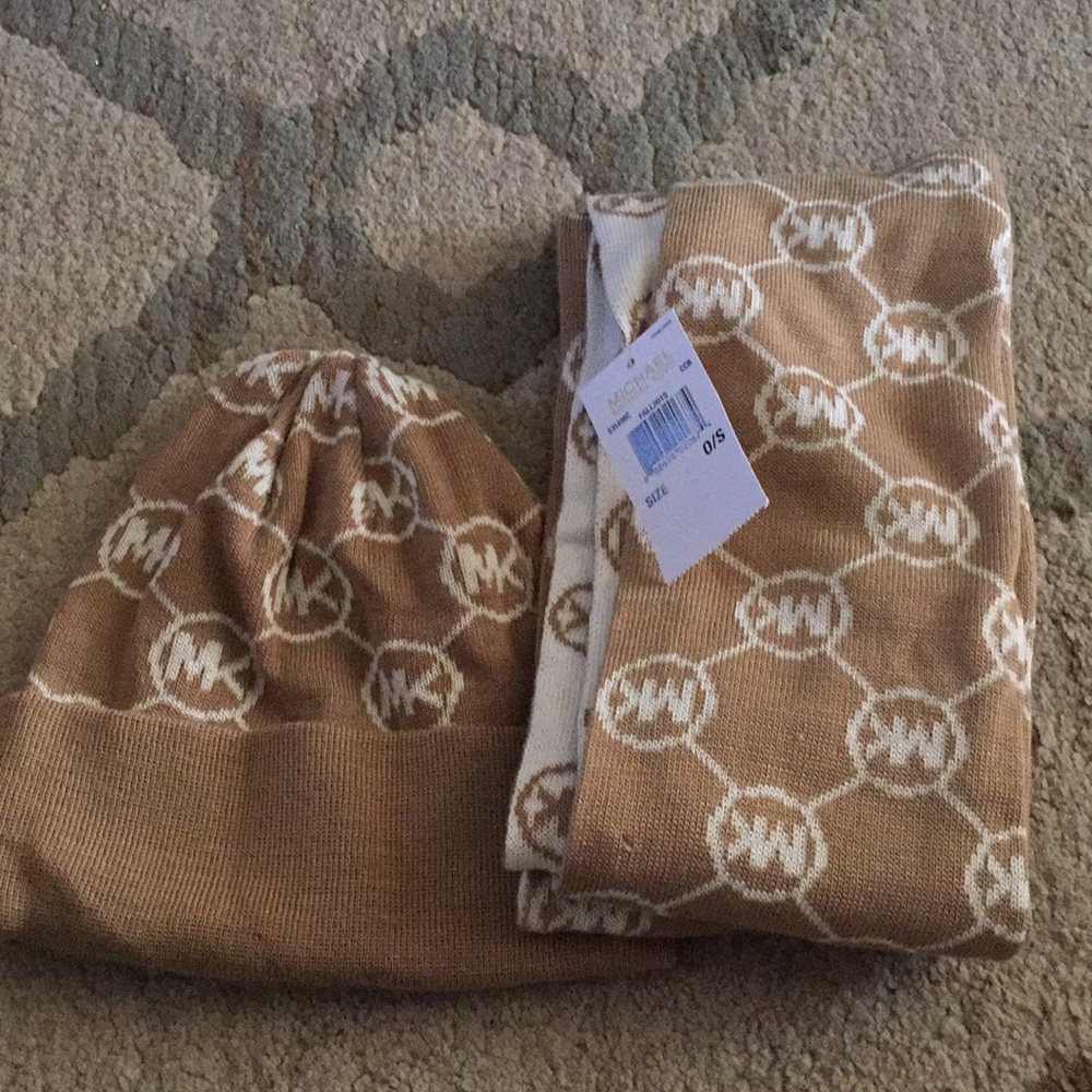 Michael Kors hat and scarf set